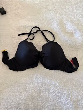 Victoria's Secret Black Scalloped Halter Push-Up Bra